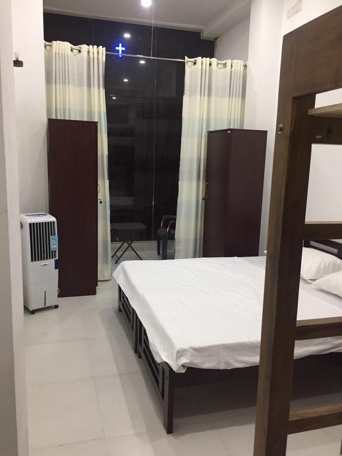Getmore Bed & Breakfast Kandy Esterno foto
