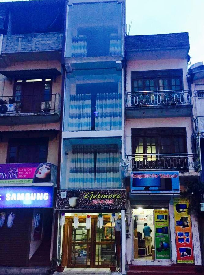 Getmore Bed & Breakfast Kandy Esterno foto