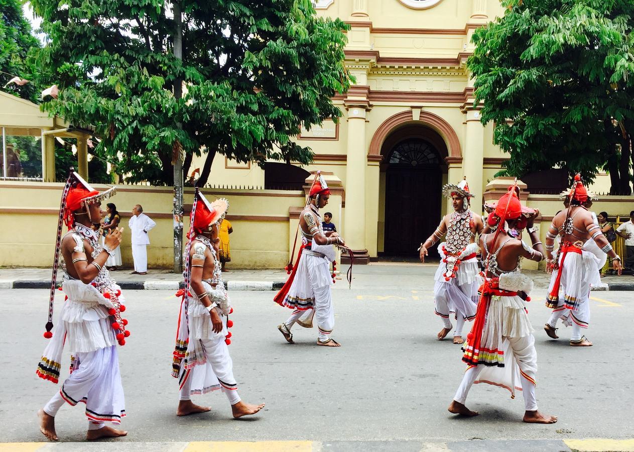 Getmore Bed & Breakfast Kandy Esterno foto